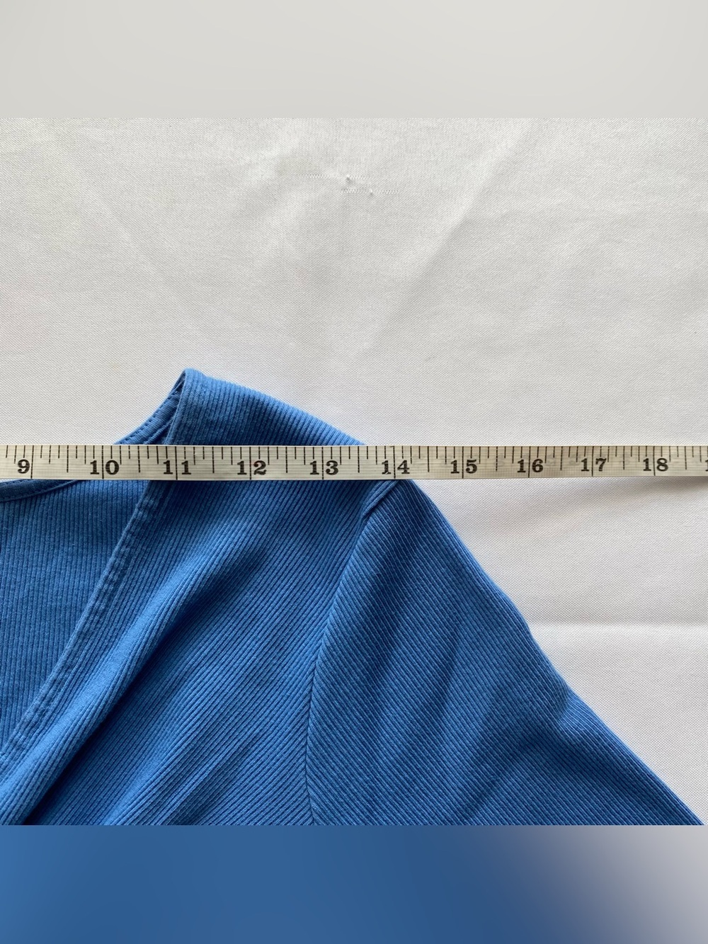 Sezane Bleuet Maia Ribbed Twist Front Top Size Large Quiet Luxury Best Seller - Picture 14 of 15